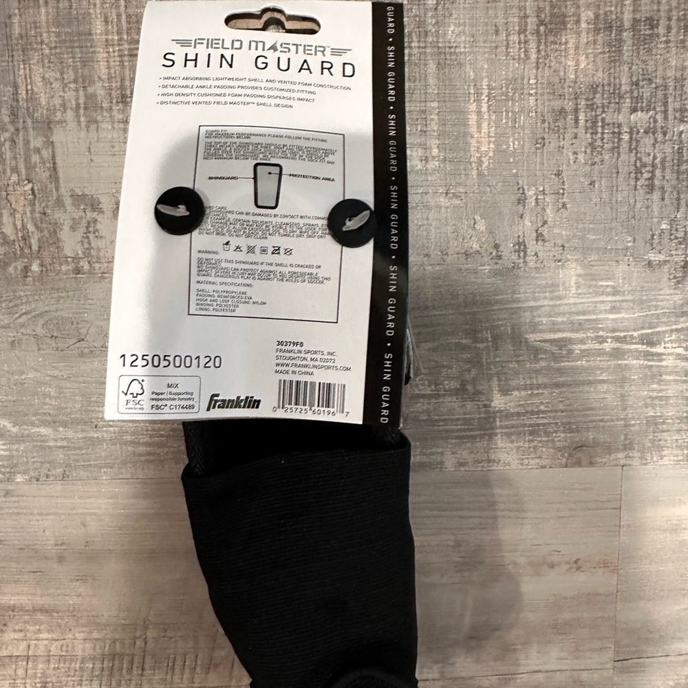 Brand new kids x-small Franklin shin guards for soccer - Picture 4 of 4